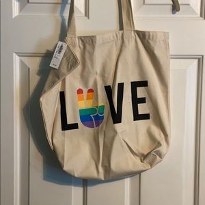 🔴 Old Navy NWT Love Bag